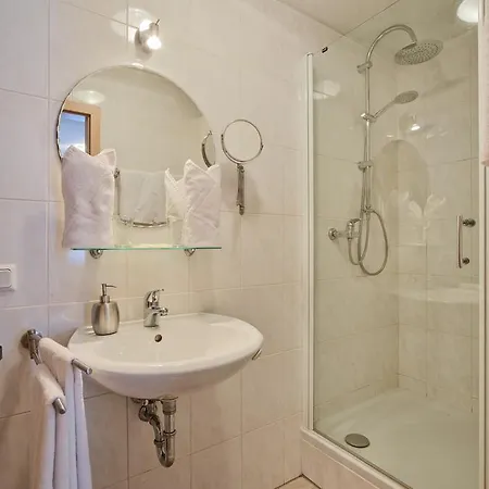 Gasthof Alexanderhof 4*