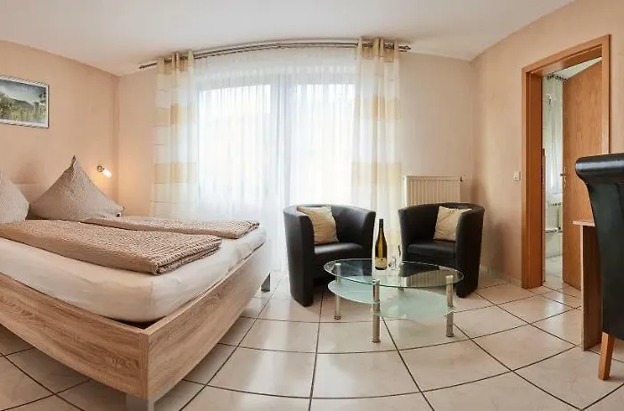 Alexanderhof Gasthof 4*