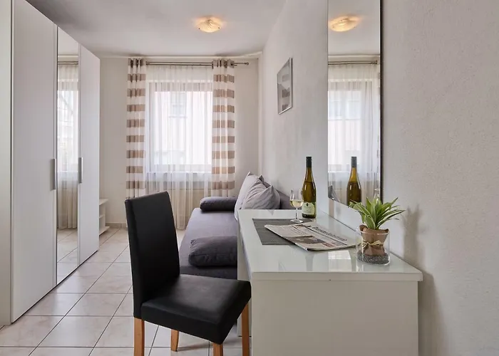 Pensjonat Gaestehaus Alexanderhof 4*